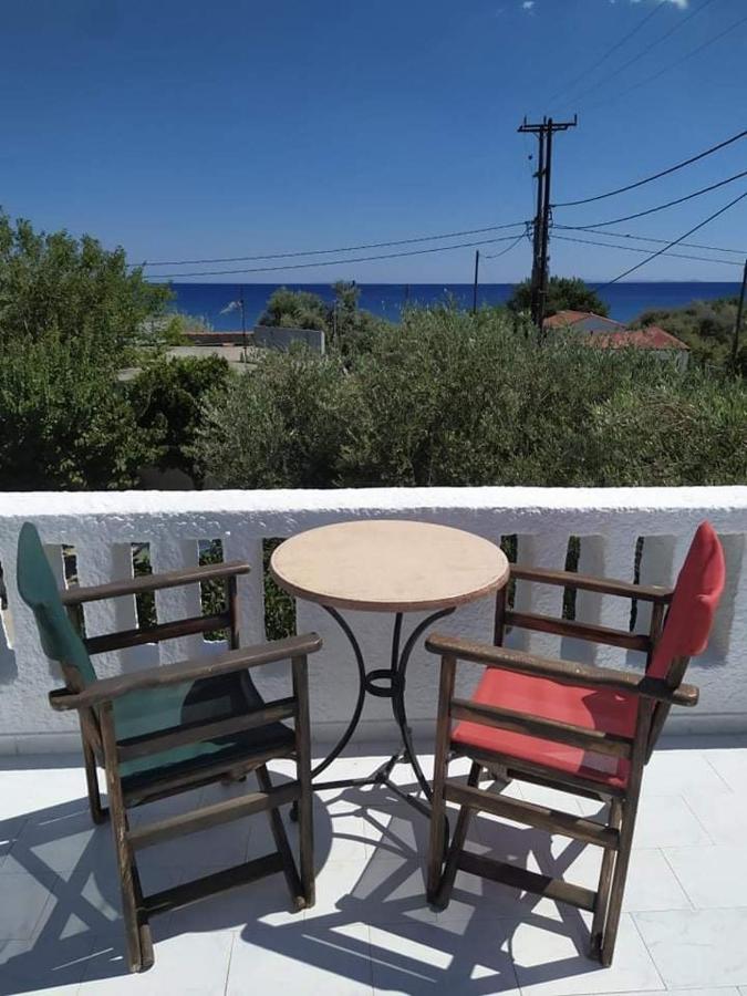 Stamoulis Apartments Kampos Marathokampou Eksteriør billede